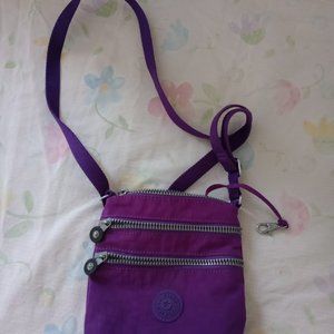 Brand new purse